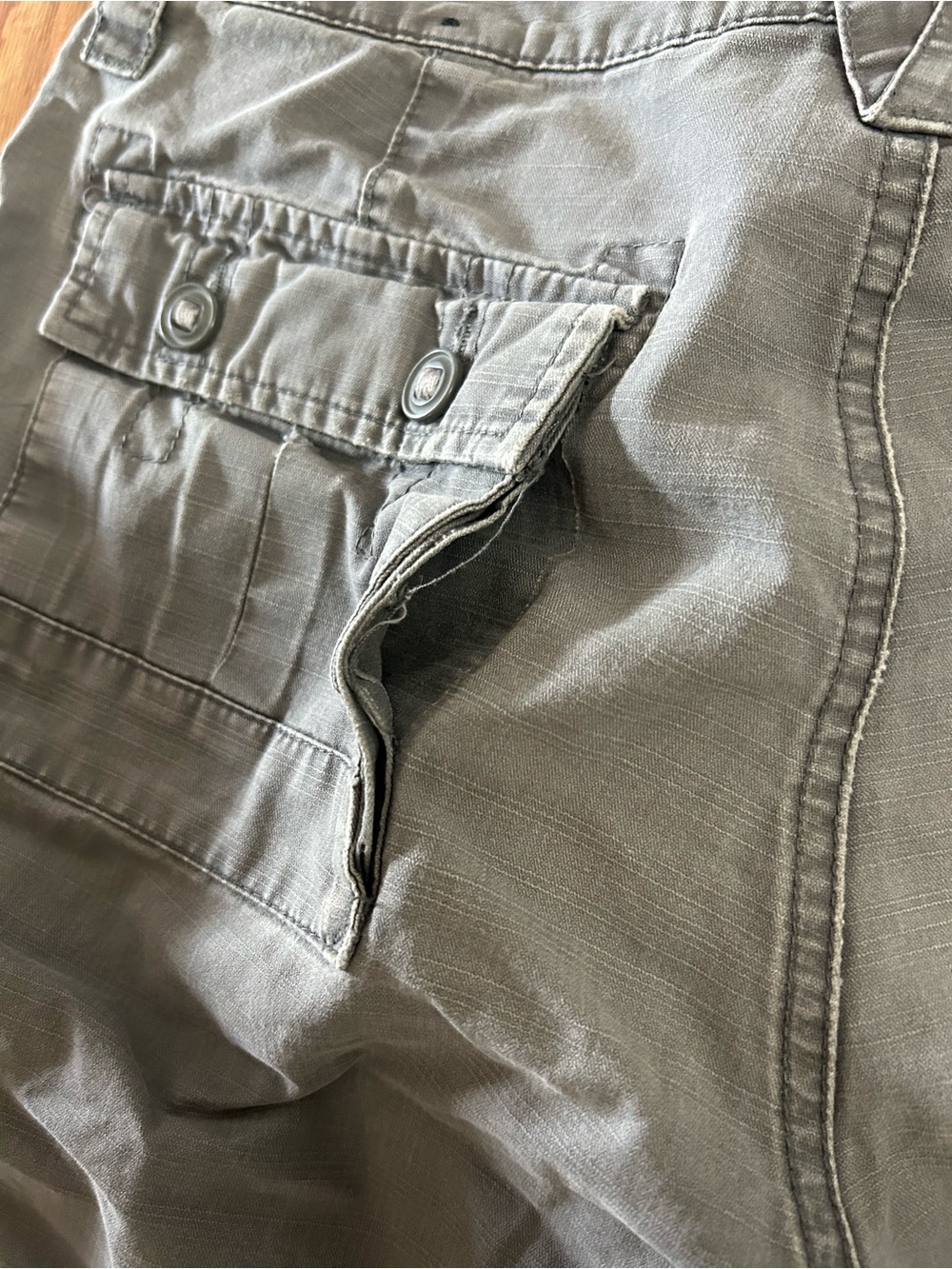 Vintage Y2K Harley Davison Embroidered Cargo Shorts Grey Mens Size 32 - Picture 7 of 13